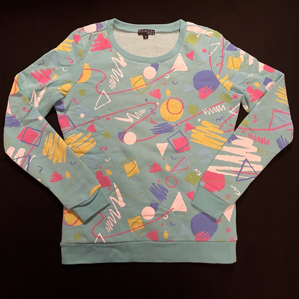 Retro patterned sweatshirt